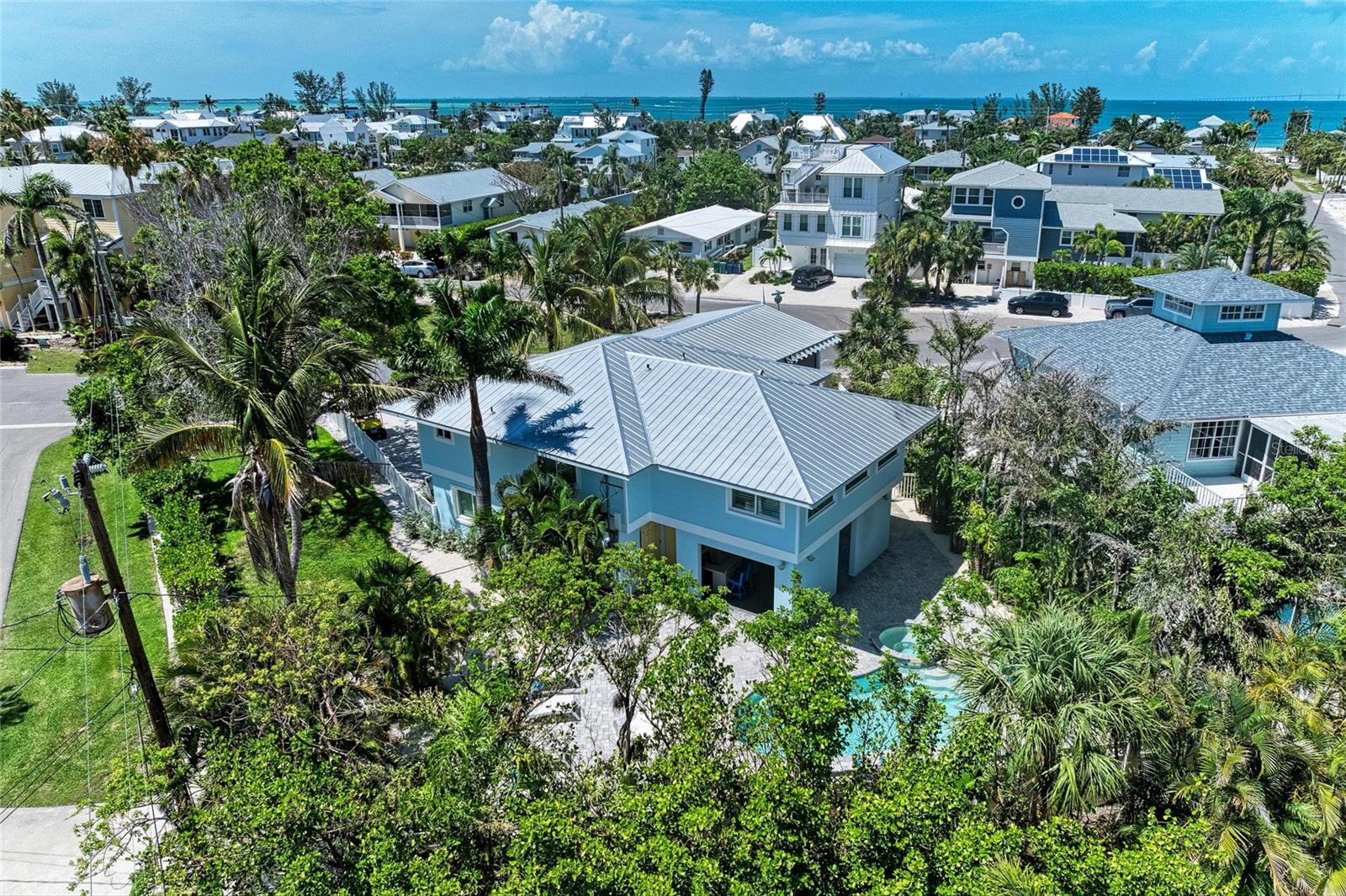 LUANA ISLES 1ST ADD - Residential