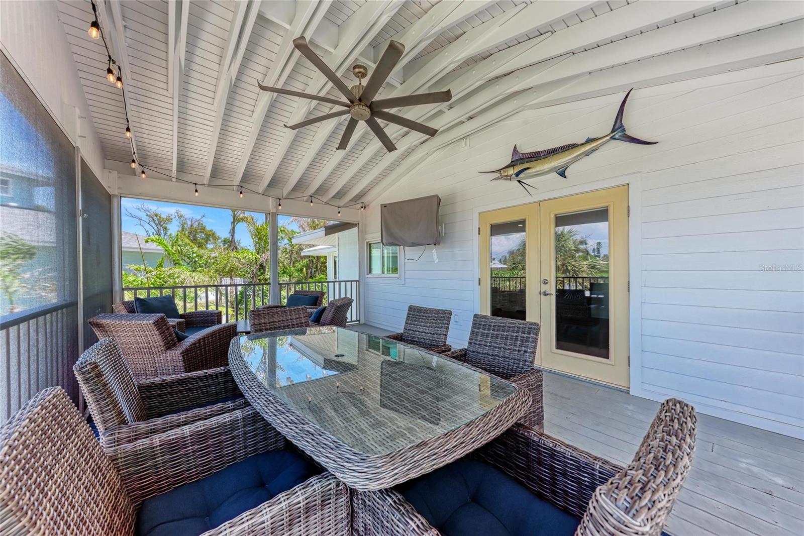 LUANA ISLES 1ST ADD - Residential