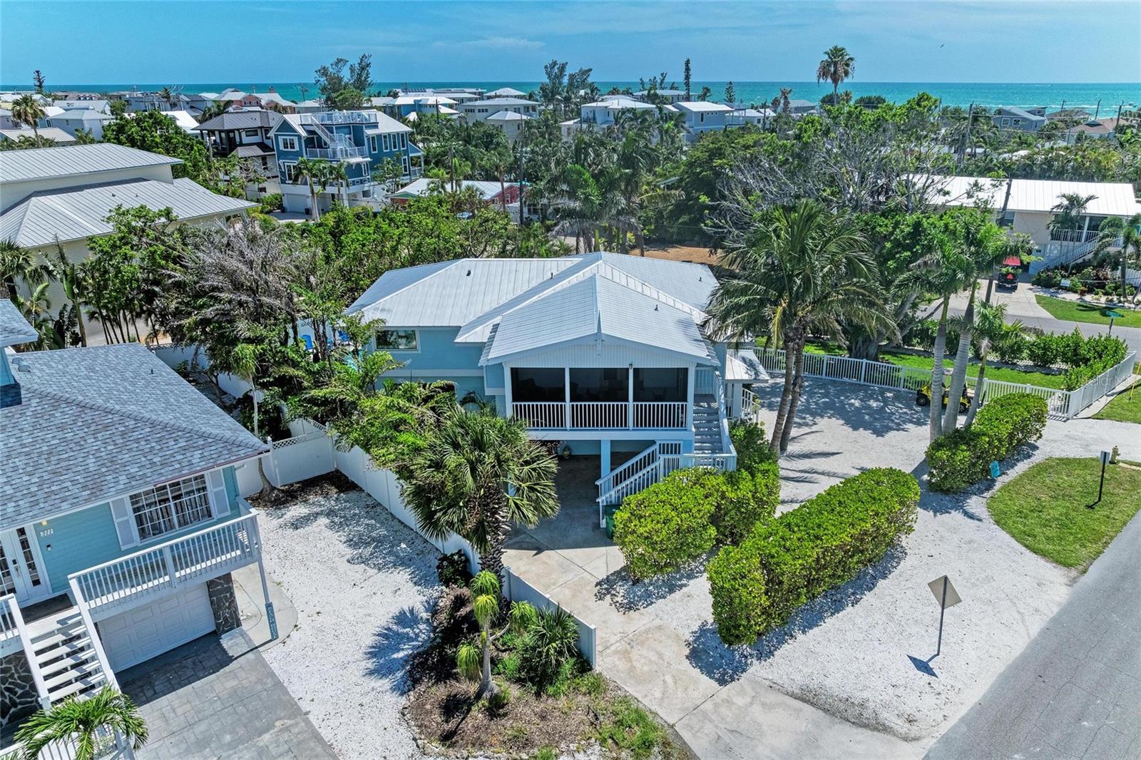 LUANA ISLES 1ST ADD - Residential