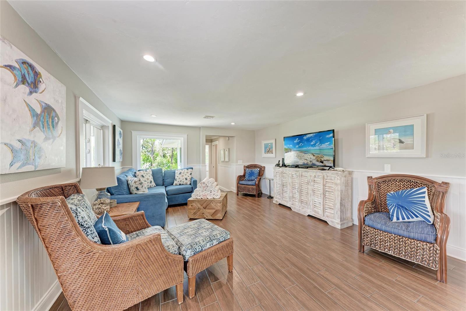 LUANA ISLES 1ST ADD - Residential