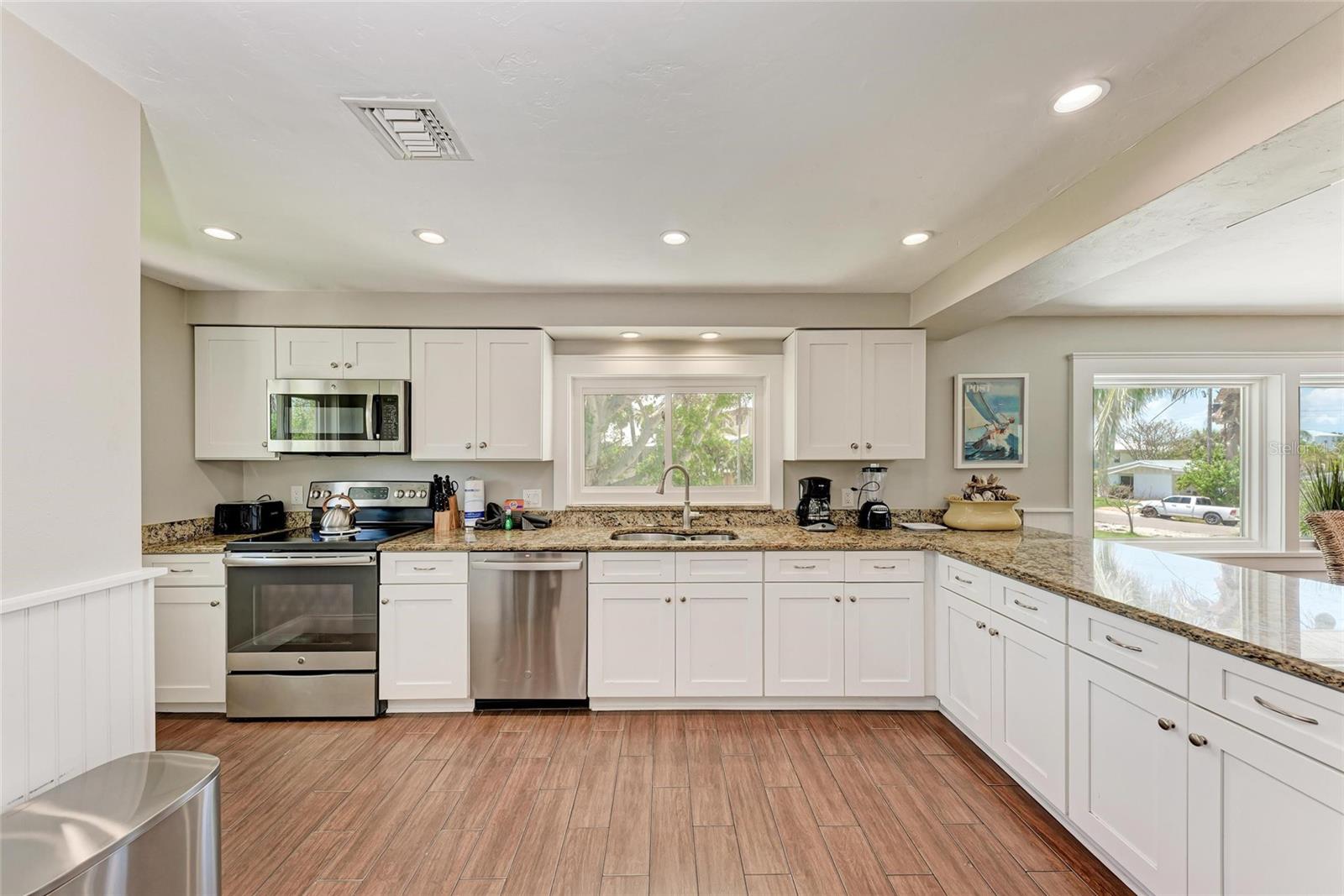 LUANA ISLES 1ST ADD - Residential