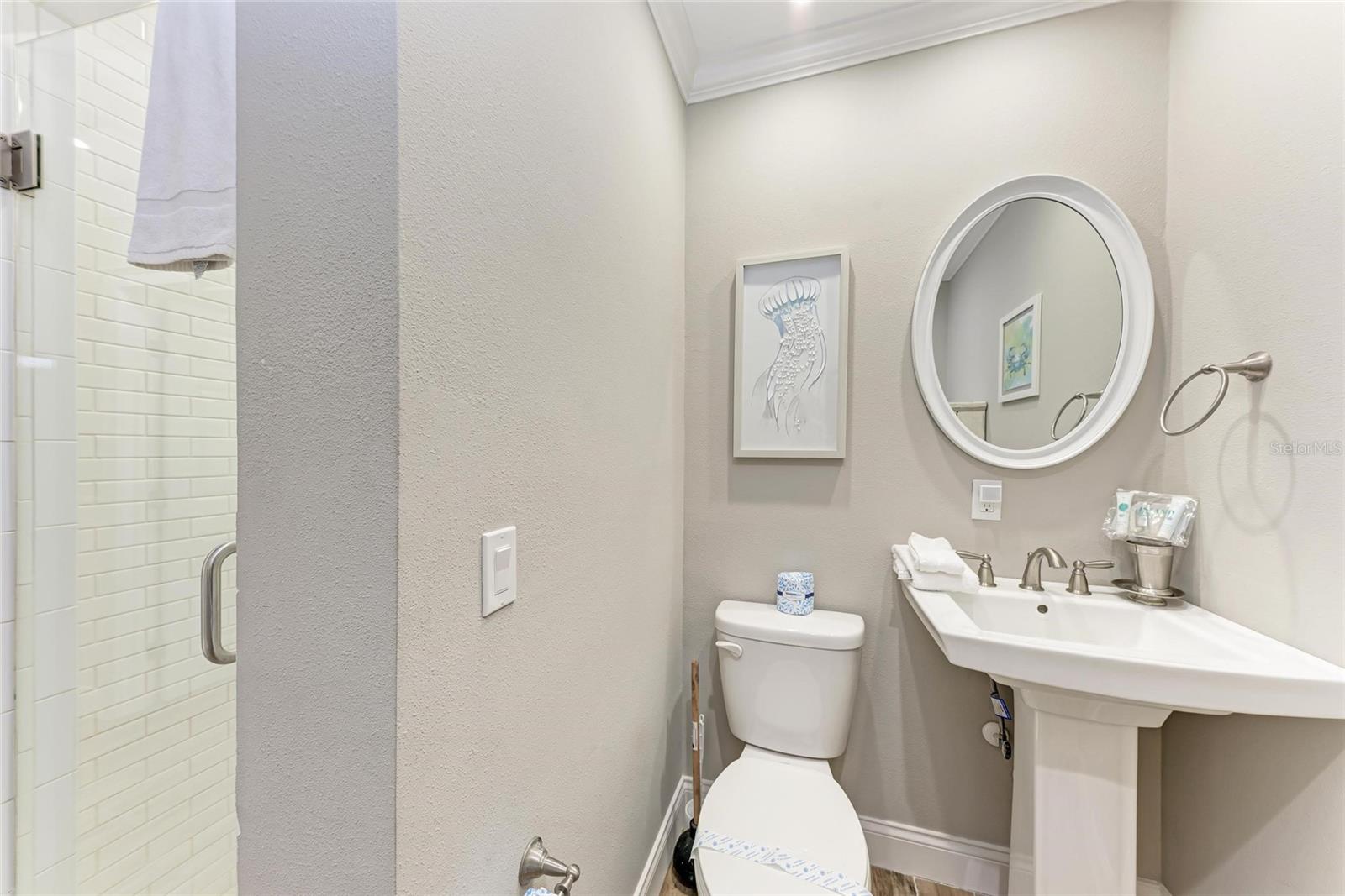 LUANA ISLES 1ST ADD - Residential