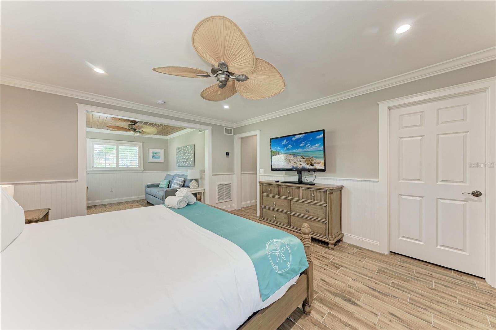 LUANA ISLES 1ST ADD - Residential