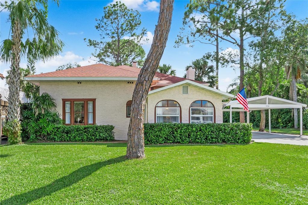 Photo of 1806 17th Street NW, Winter Haven, FL 33881 (MLS # L4961741)