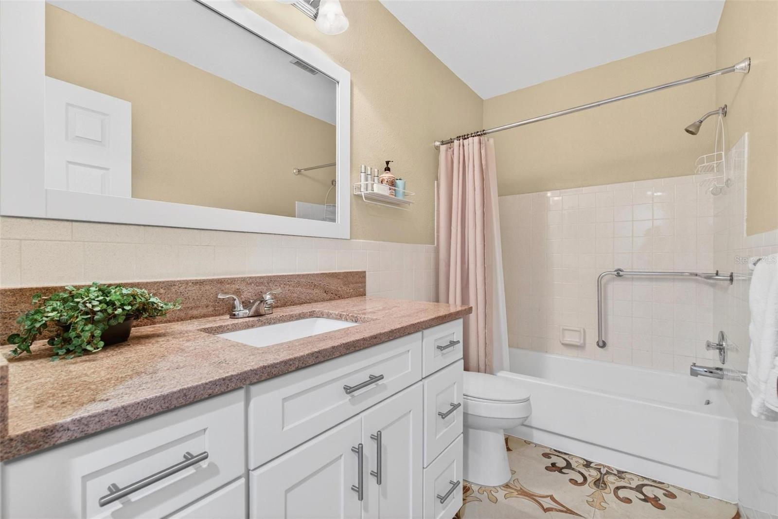 ON TOP OF THE WORLD - Residential Lease