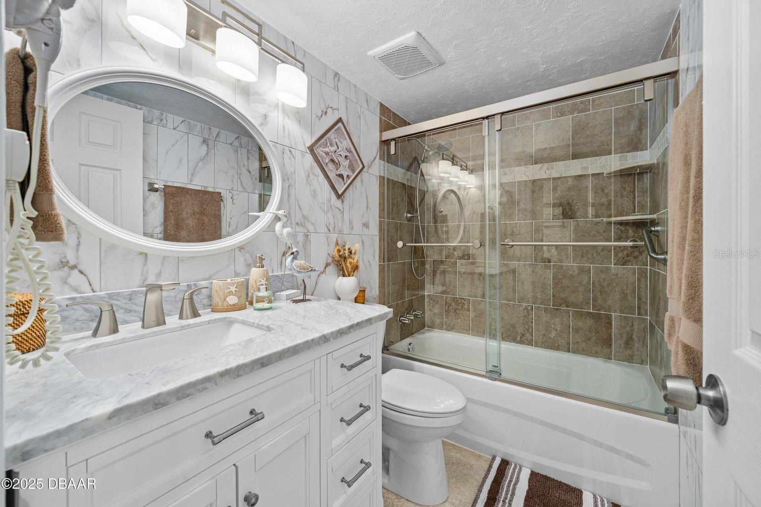 HAWAIIAN INN LC - Residential