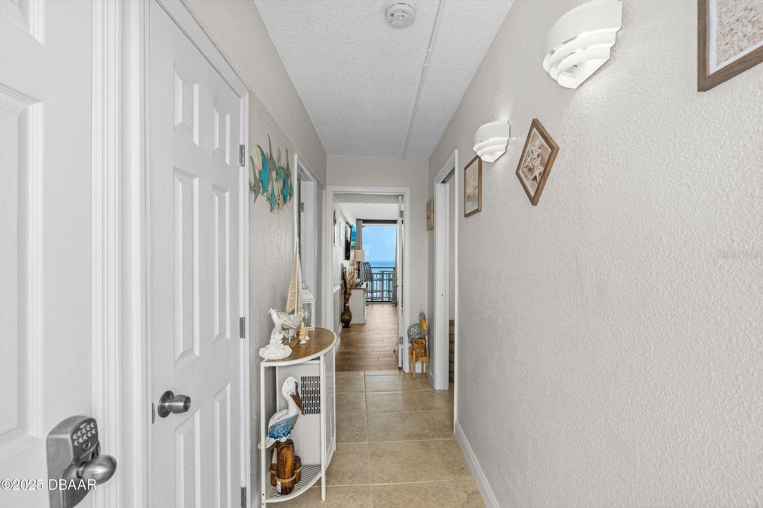 HAWAIIAN INN LC - Residential