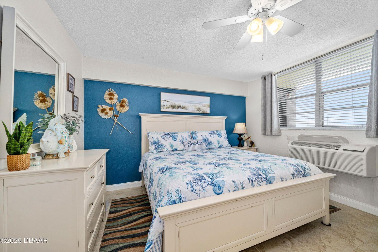 HAWAIIAN INN LC - Residential