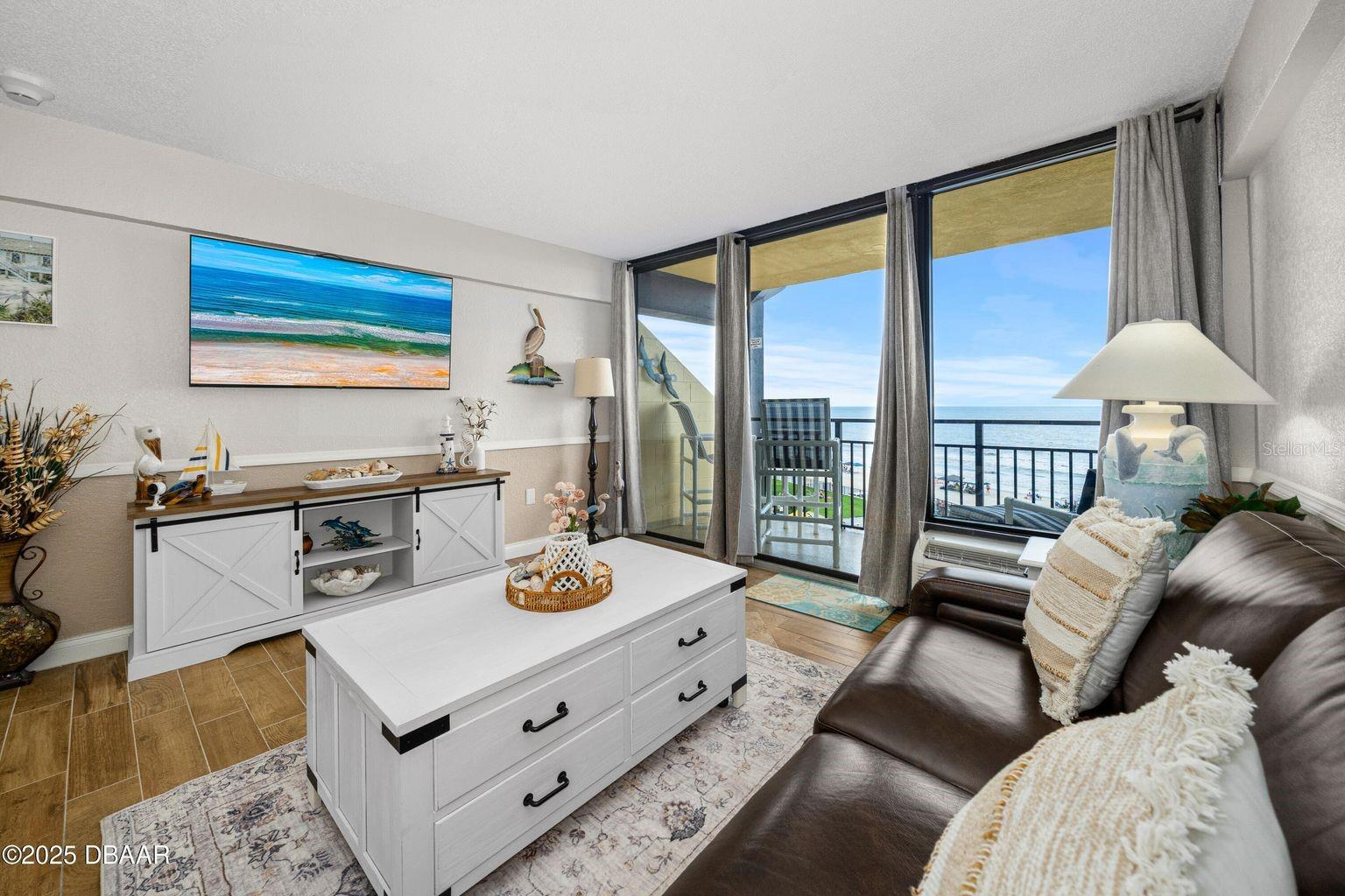 HAWAIIAN INN LC - Residential