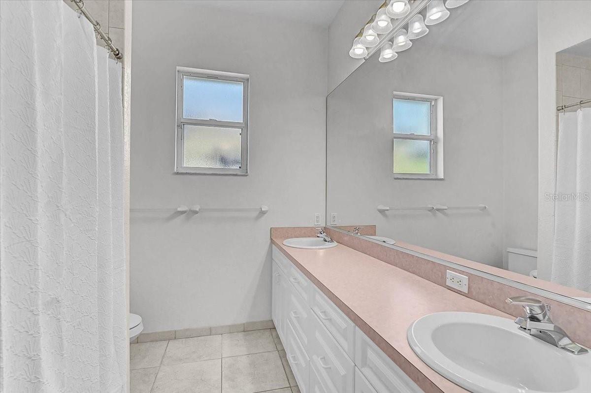 TURTLE ROCK - Residential