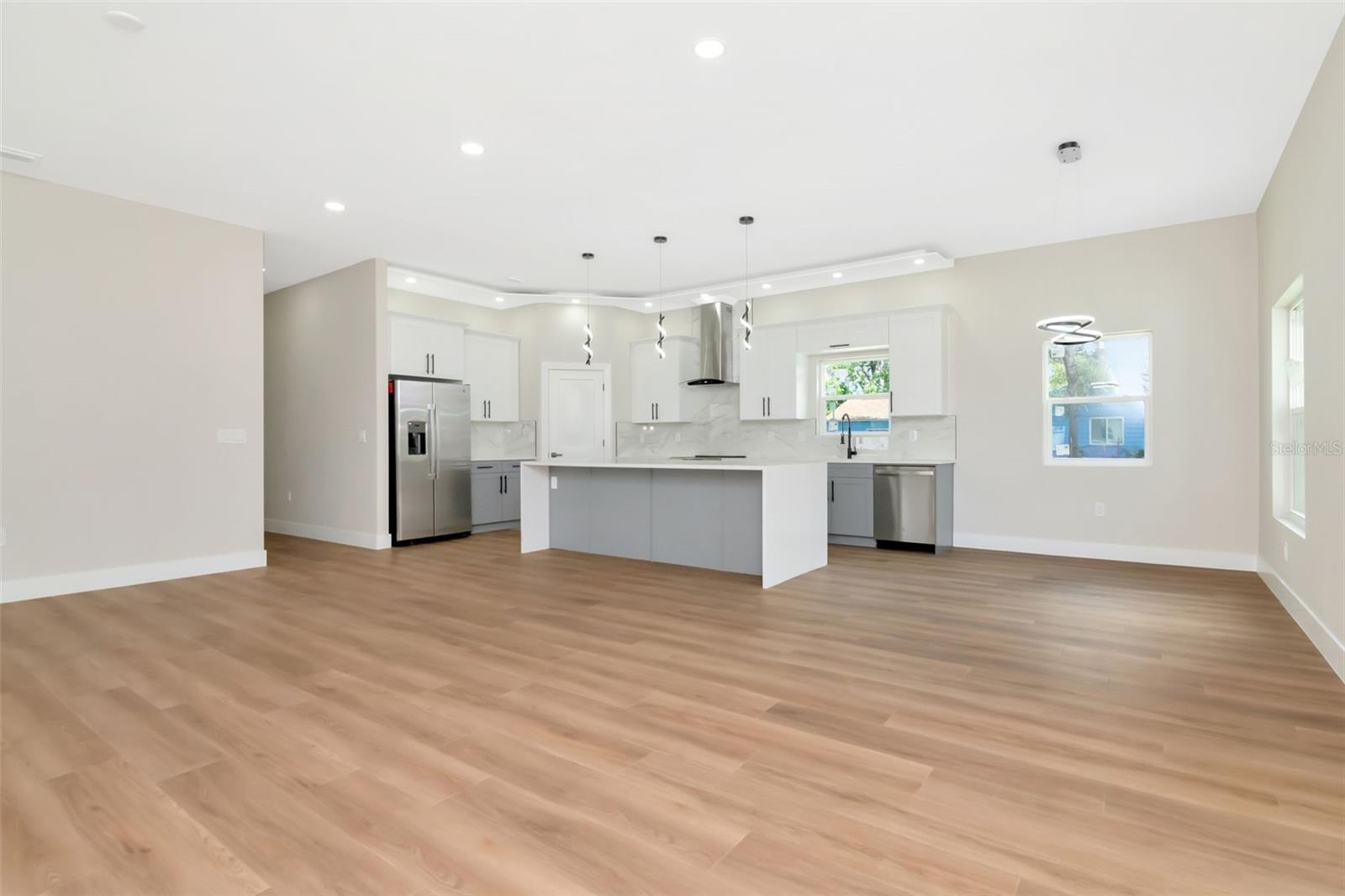 ARDMORE HEIGHTS - Residential