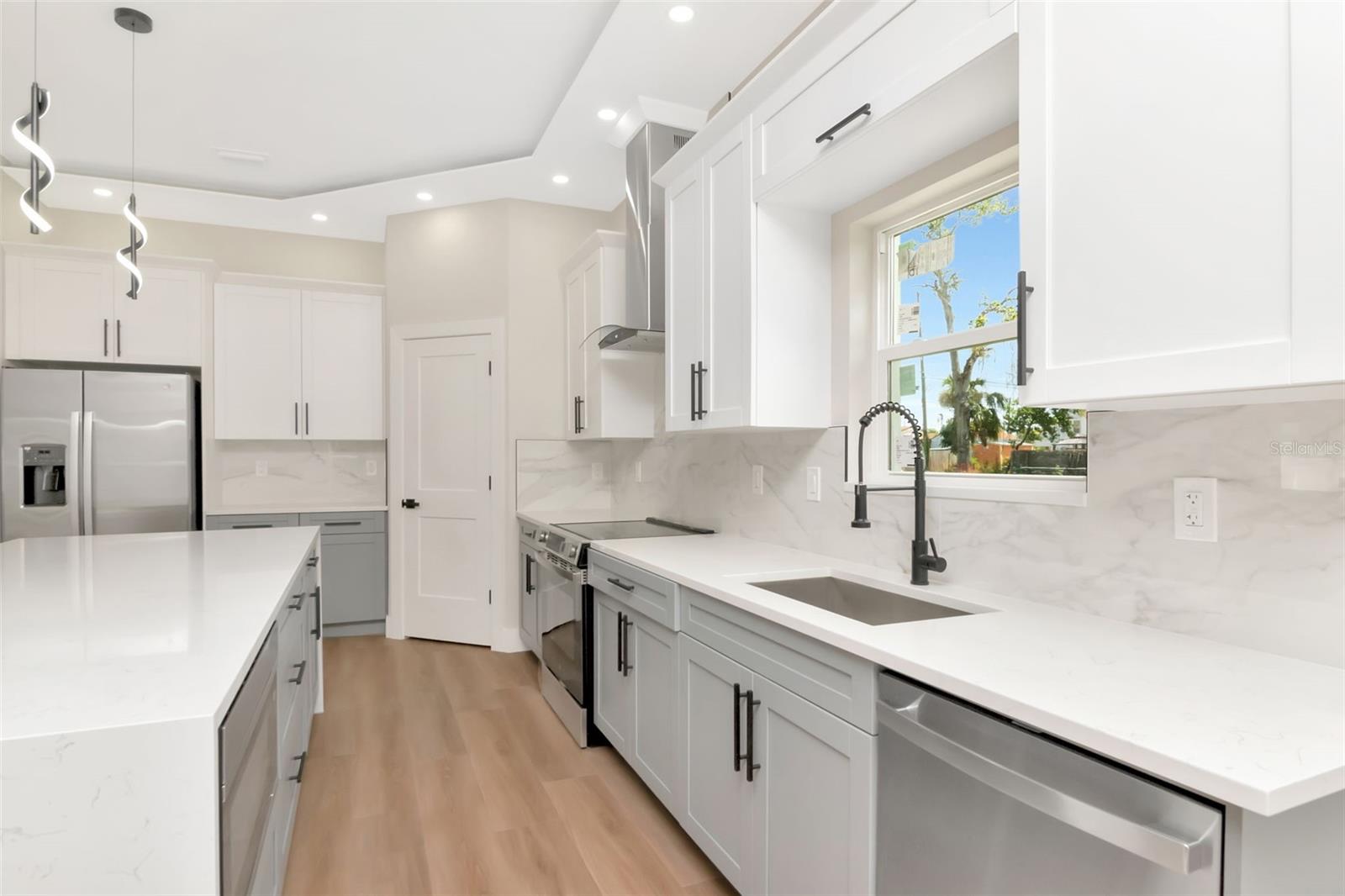 ARDMORE HEIGHTS - Residential