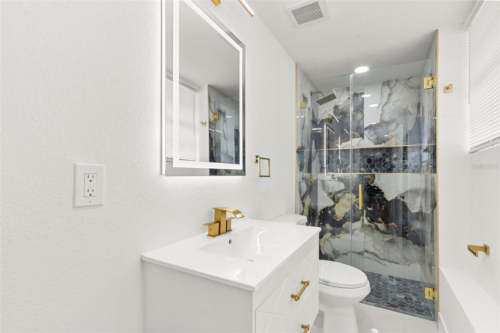 HAMNERS MARJORY B RENMAH - Residential