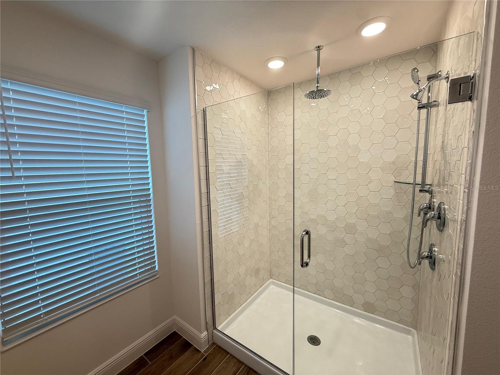 RIDGEVIEW PH 4 - Residential