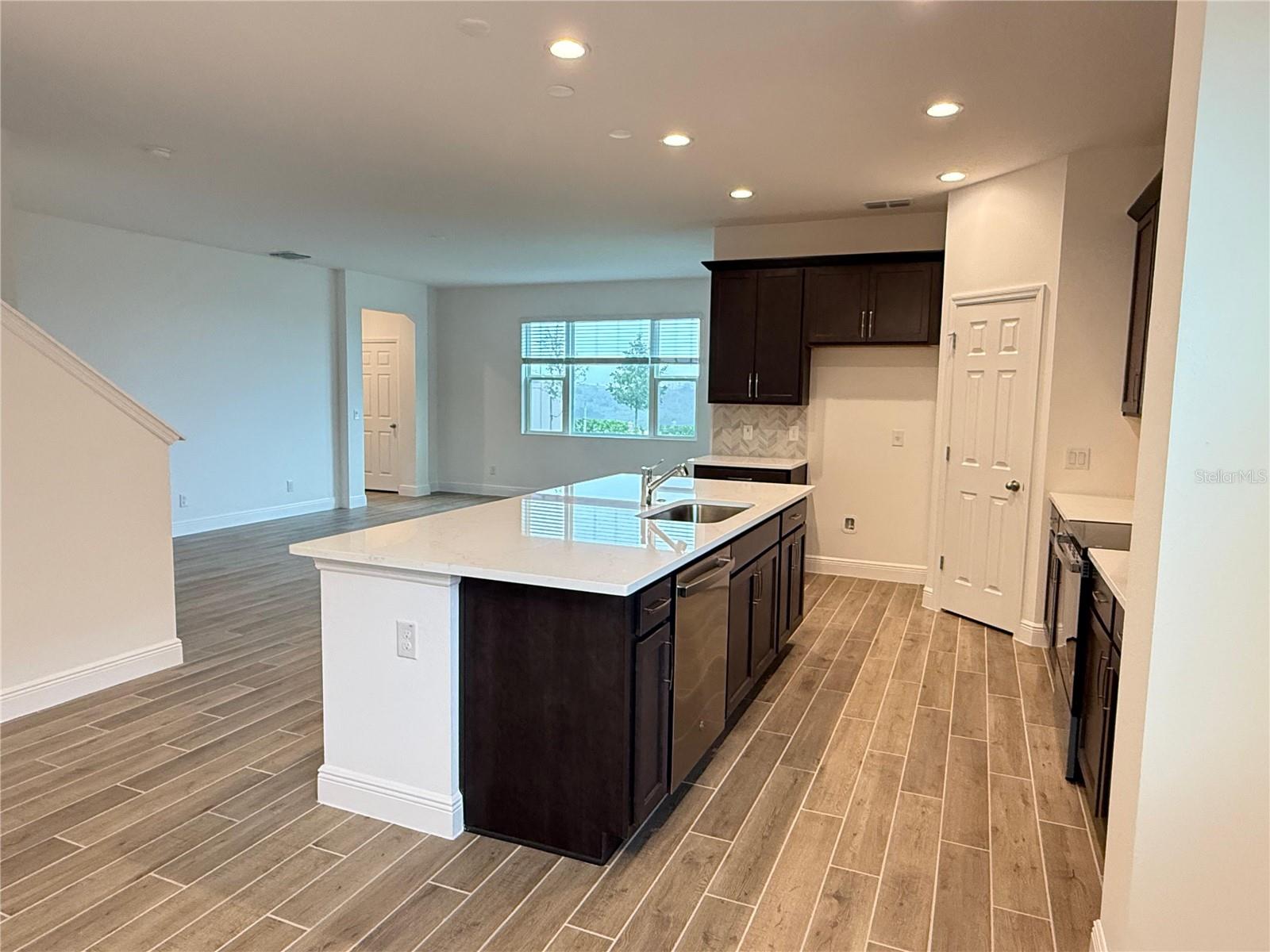 RIDGEVIEW PH 4 - Residential