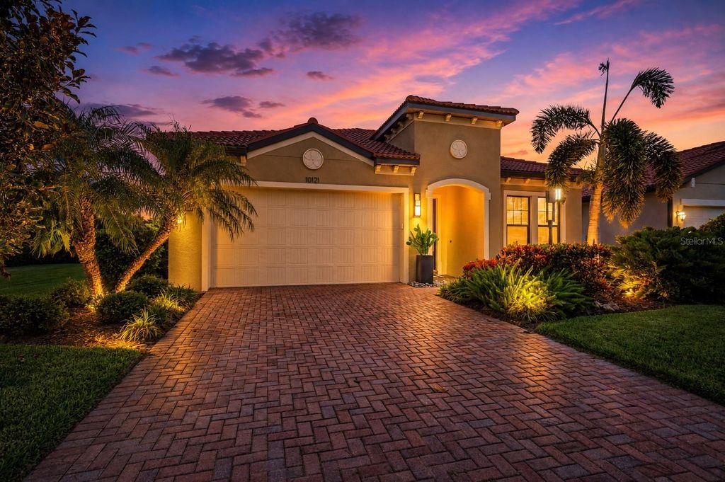Photo of 10121 Marbella Drive, Bradenton, FL 34211 (MLS # A4699102)