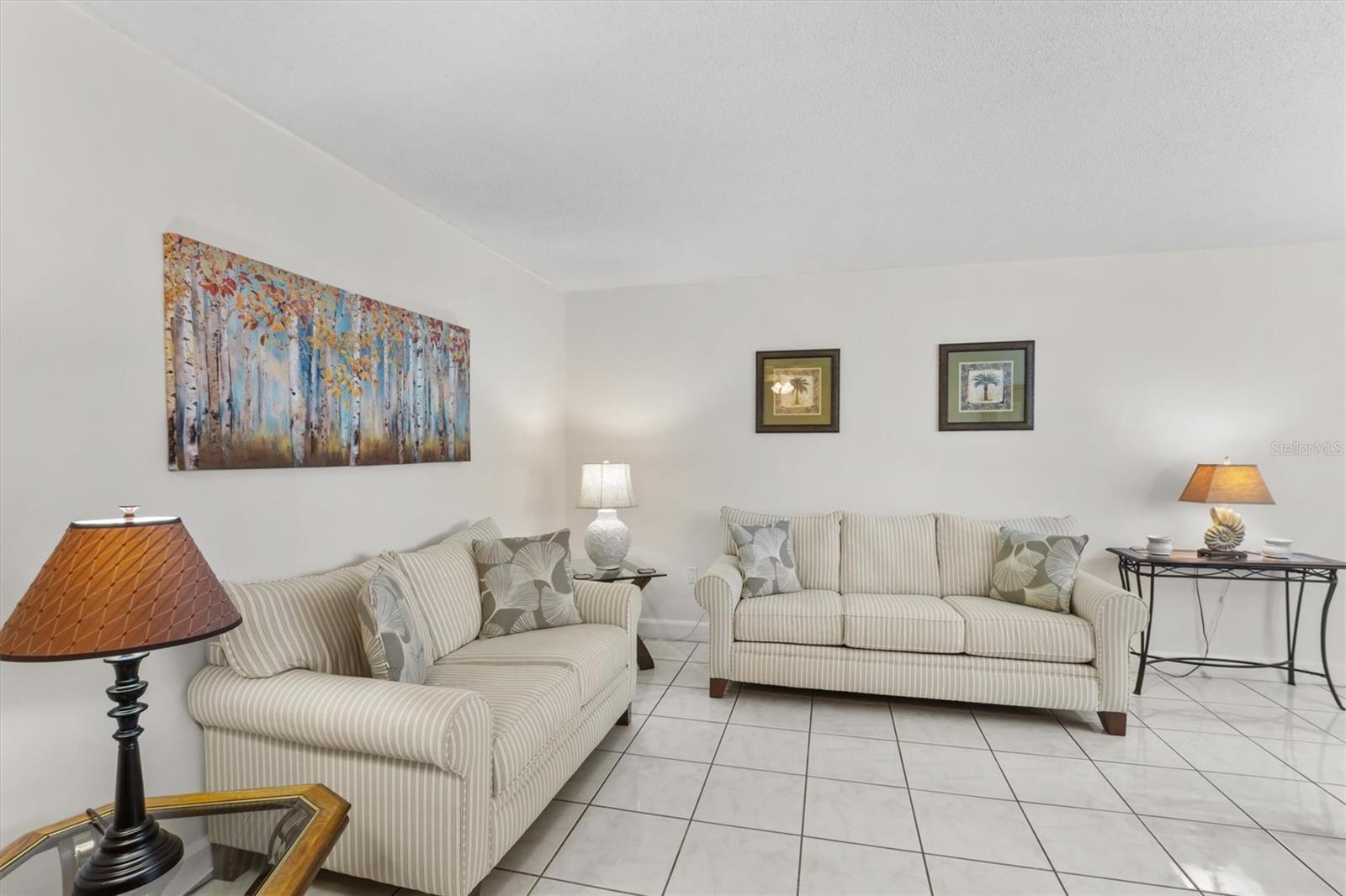 Photo 8 of 24 of 1600 W LAKE PARKER DRIVE C8 condo