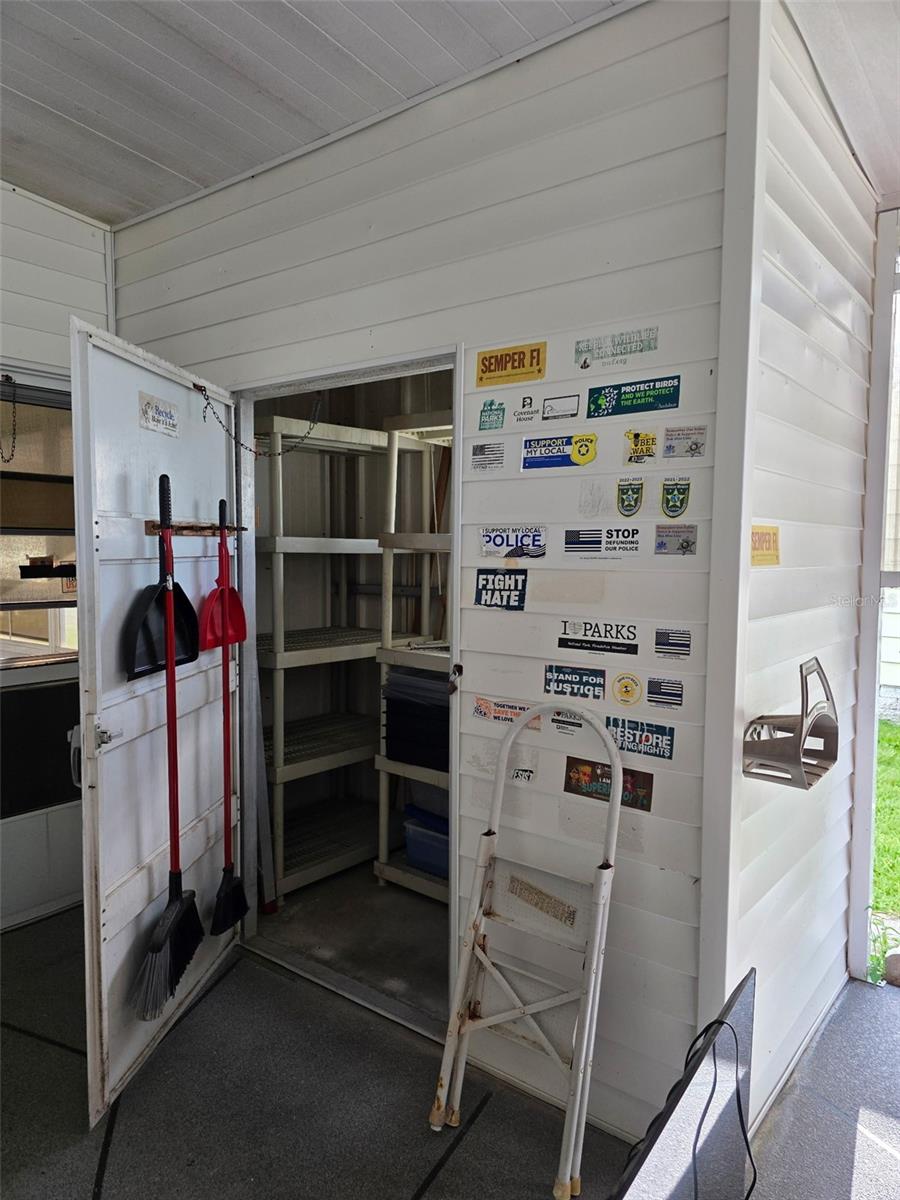 BOCA CIEGA MOBILE HOME PARK UNREC - Residential