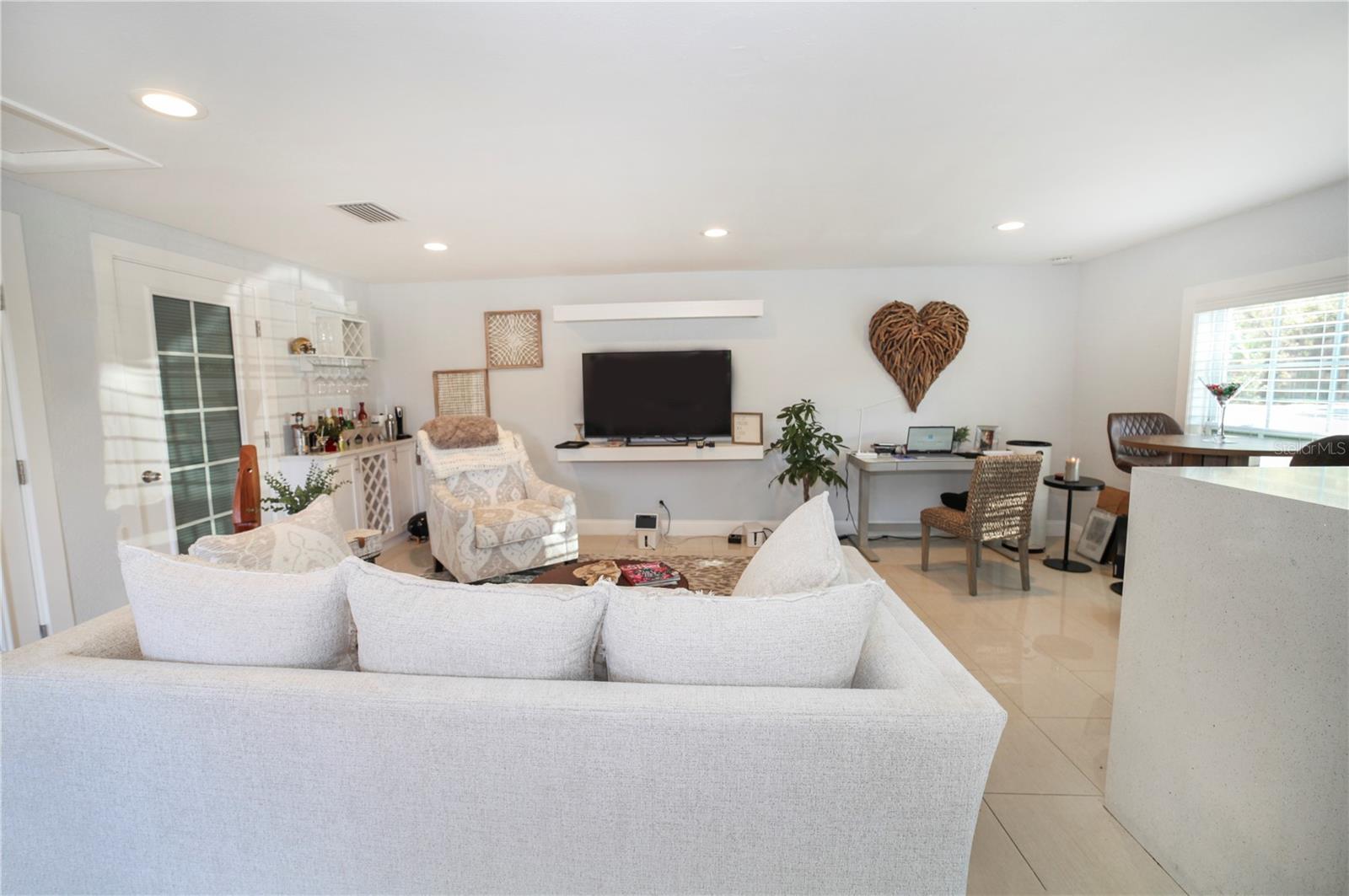 LENRAY HEIGHTS - Residential