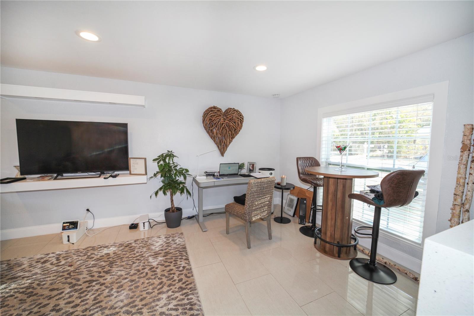 LENRAY HEIGHTS - Residential