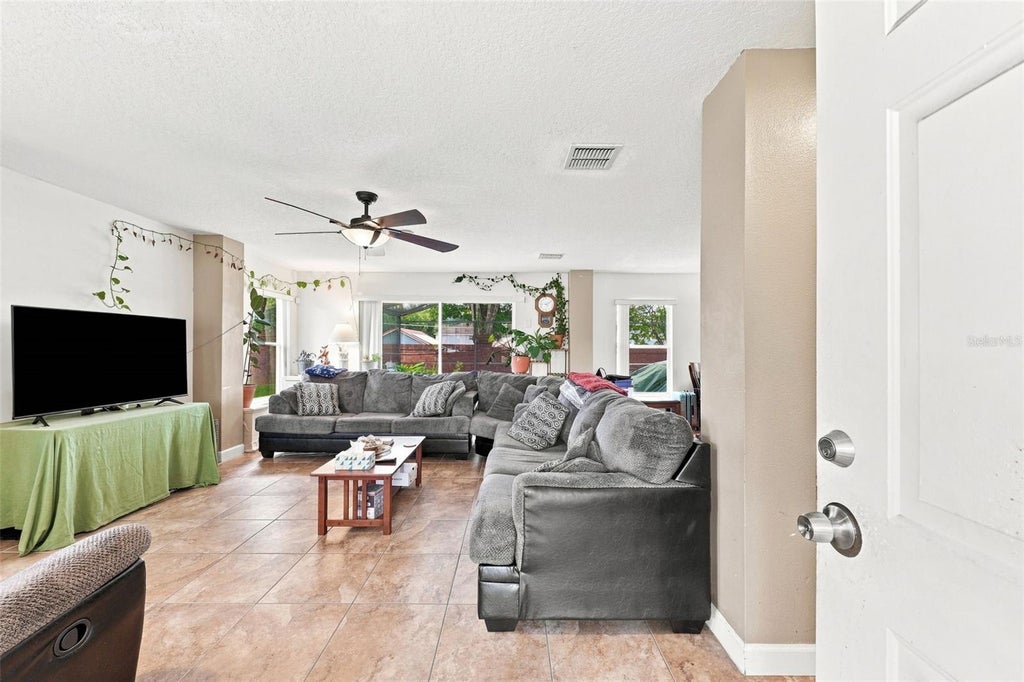 Photo of 611 Abaco Court, Kissimmee, FL 34746 (MLS # O6435668)