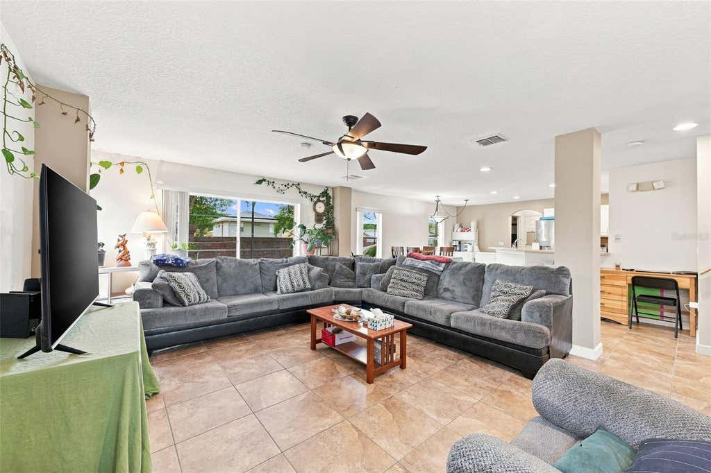Photo of 611 Abaco Court, Kissimmee, FL 34746 (MLS # O6435668)