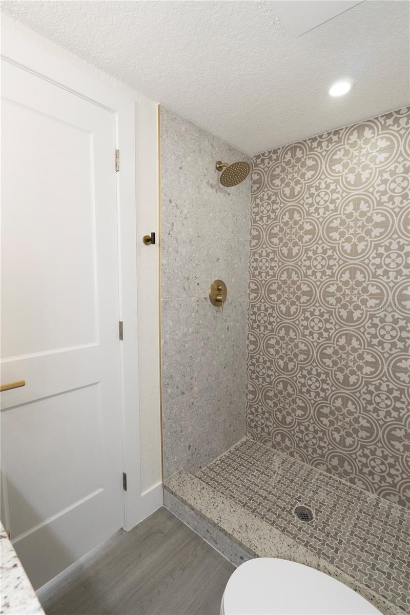 TAMPA OVERLOOK - Residential