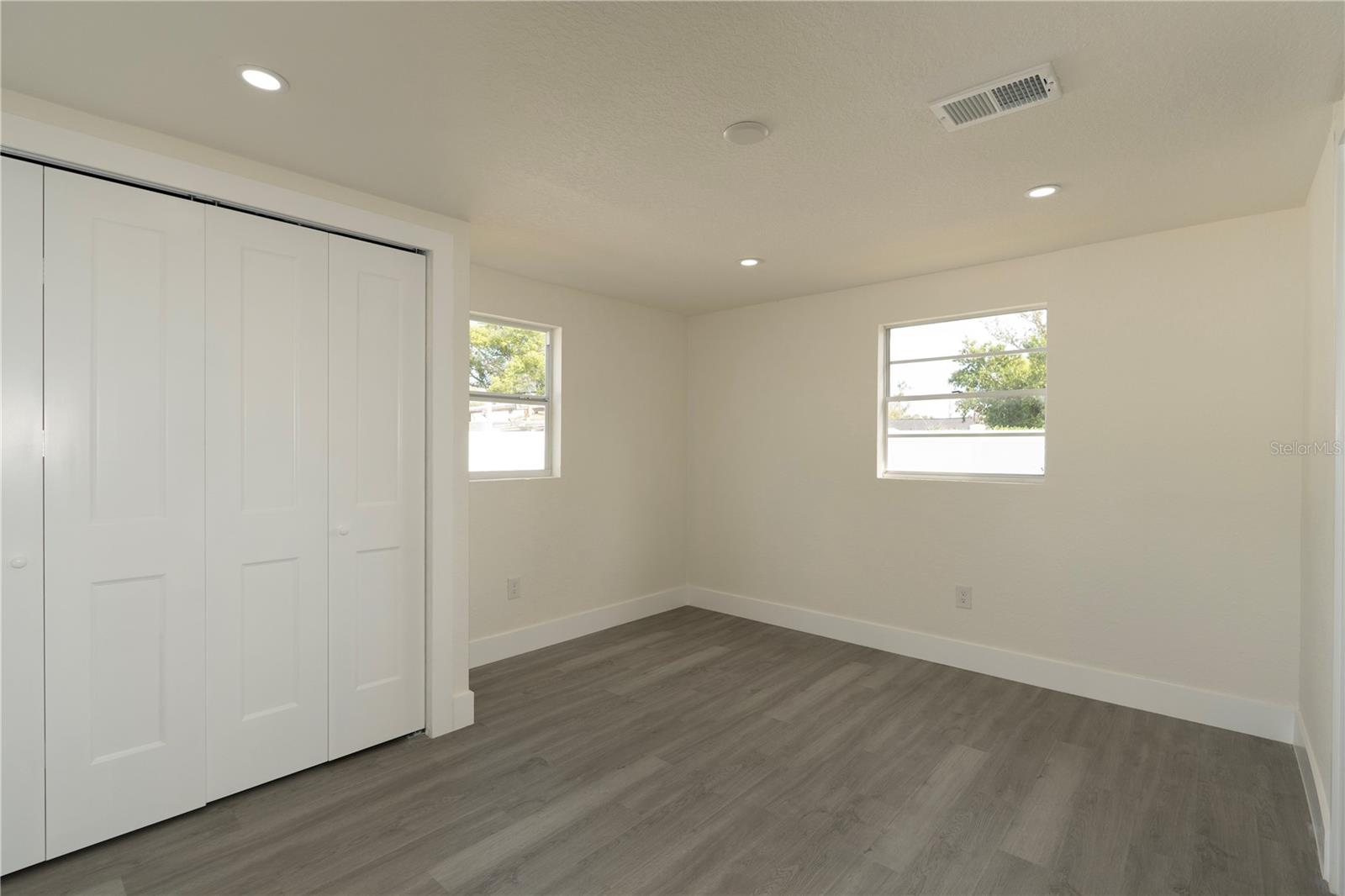 TAMPA OVERLOOK - Residential