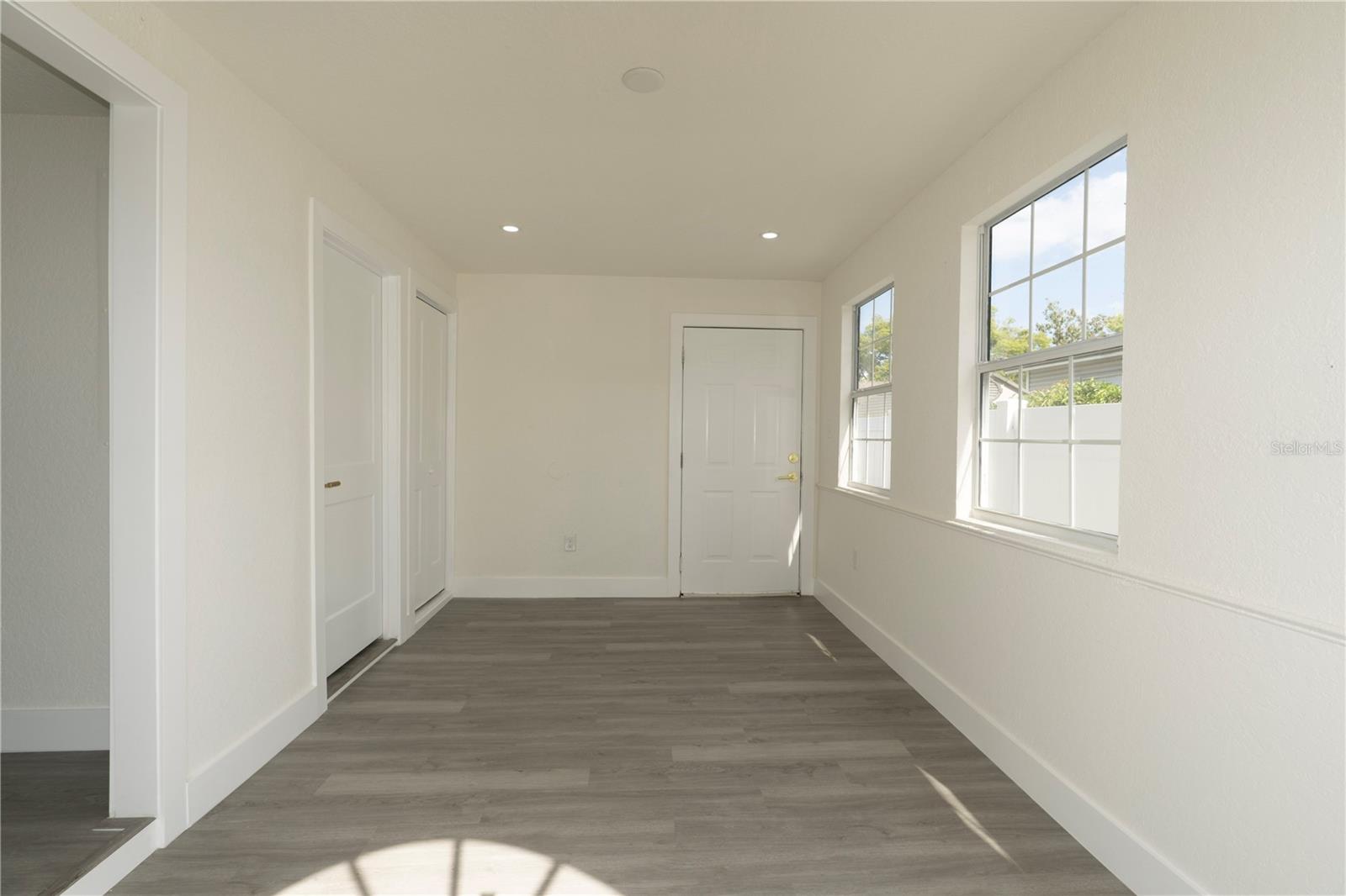 TAMPA OVERLOOK - Residential