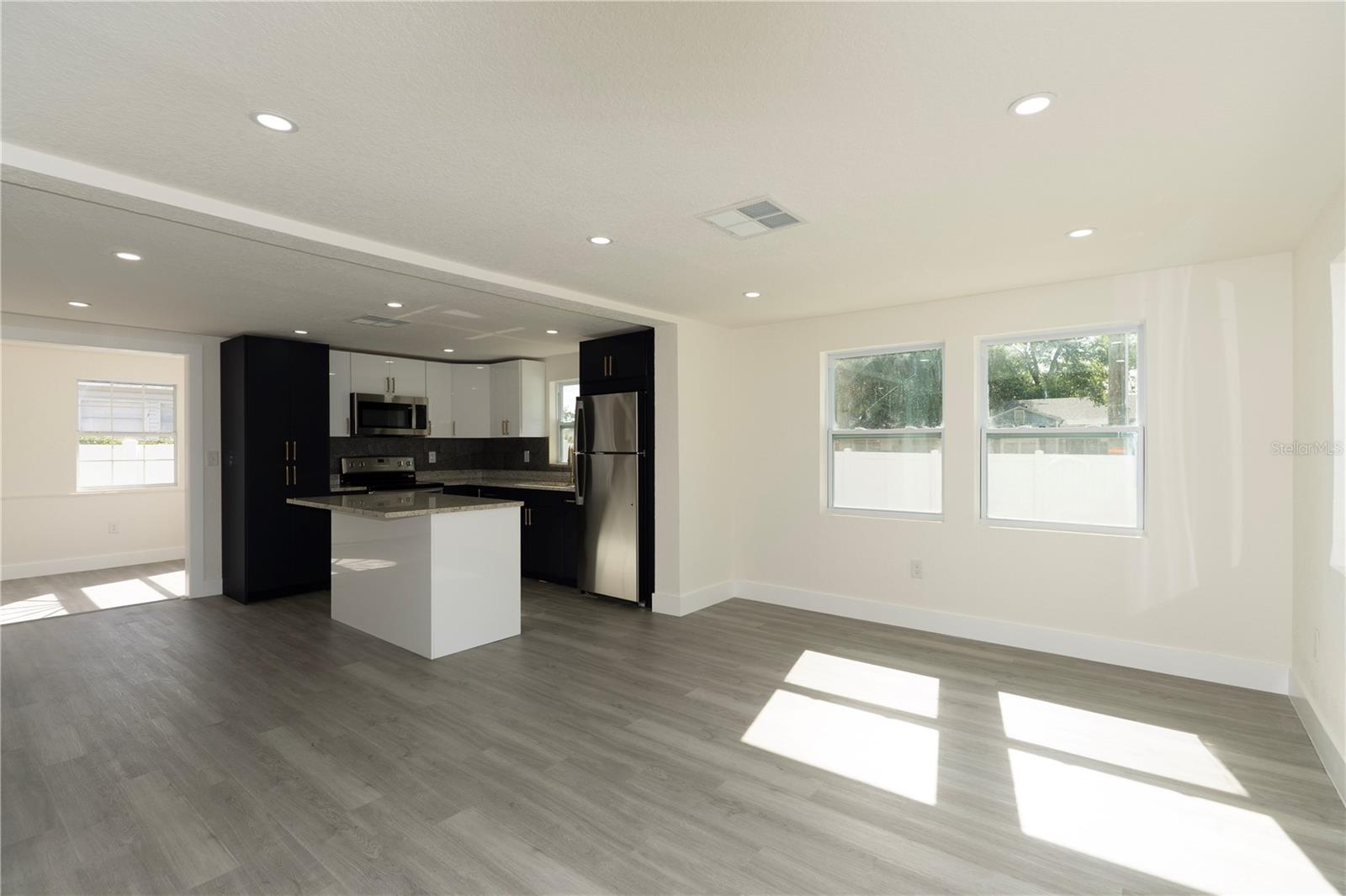 TAMPA OVERLOOK - Residential