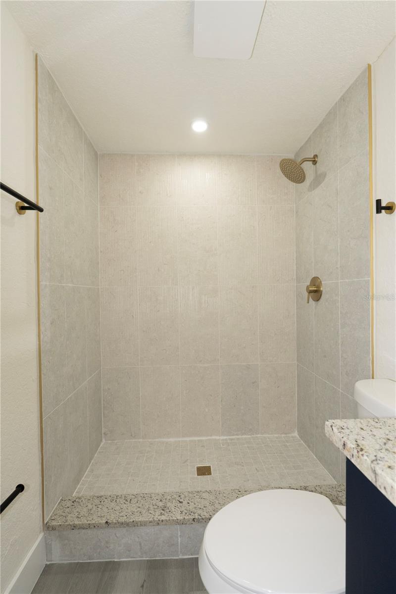 TAMPA OVERLOOK - Residential