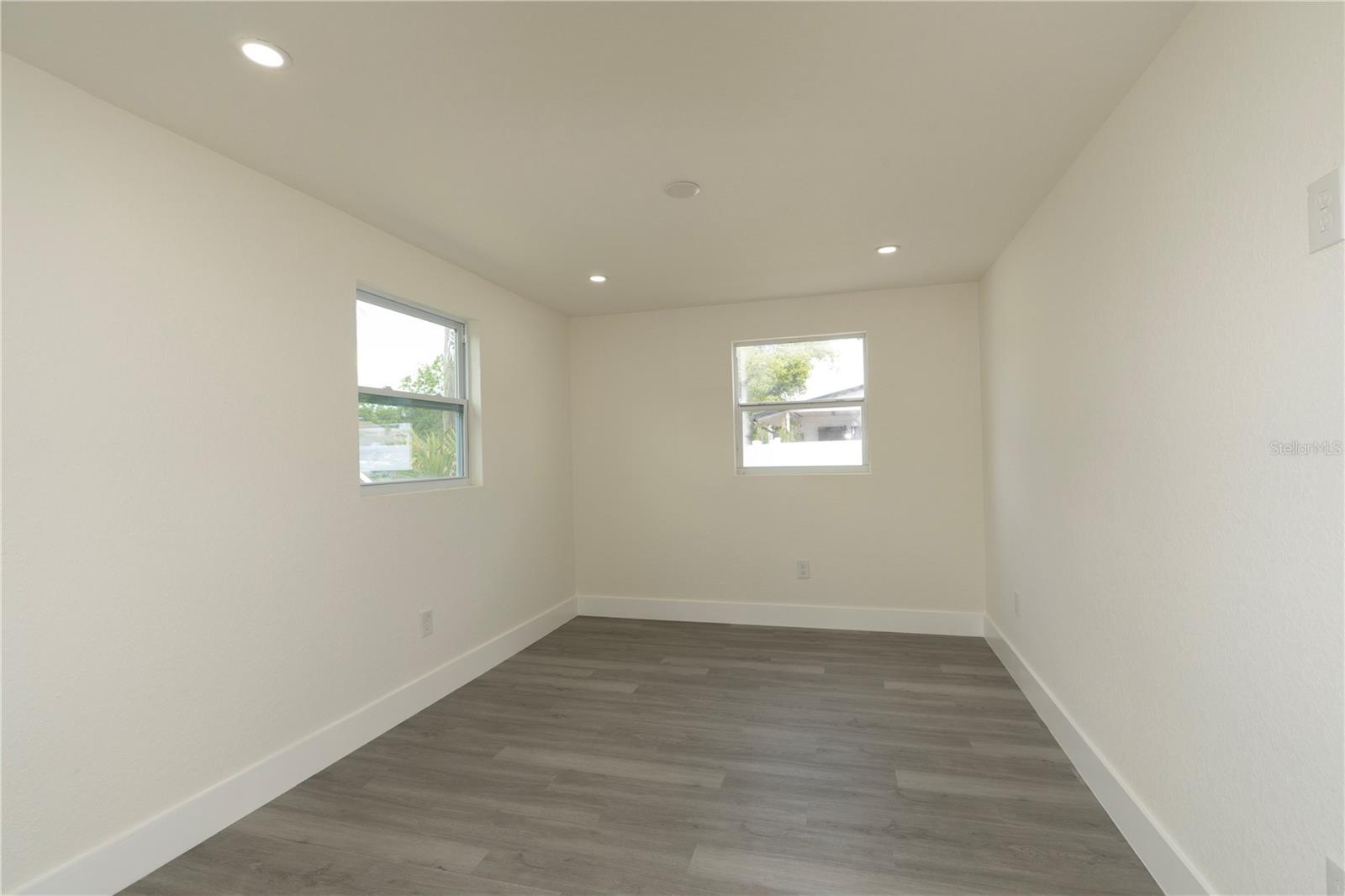 TAMPA OVERLOOK - Residential