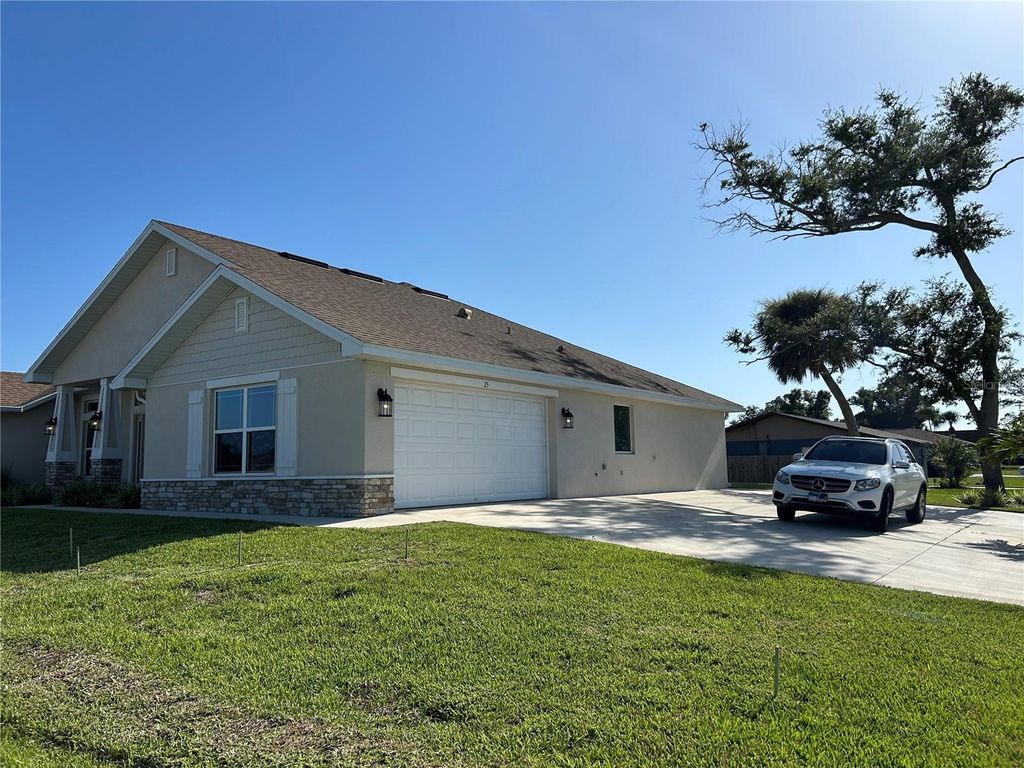 Photo of 25 Stanford Road, Venice, FL 34293 (MLS # A4659425)