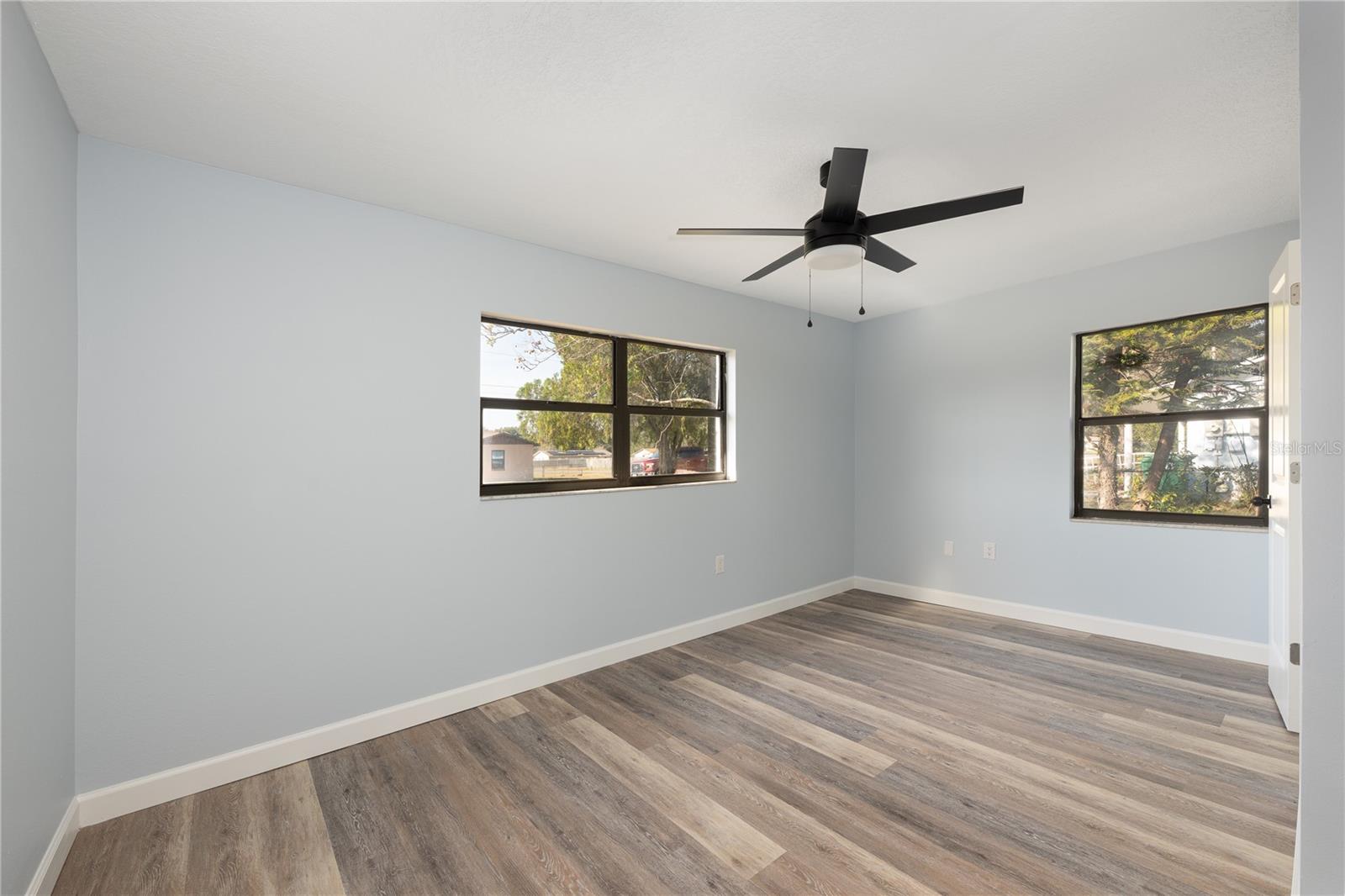 FRUITLAND PARK ZEPHYR LAKE ESTATES - Residential