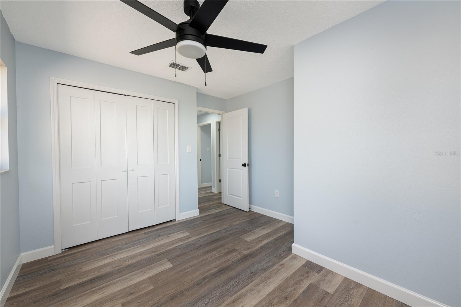 FRUITLAND PARK ZEPHYR LAKE ESTATES - Residential