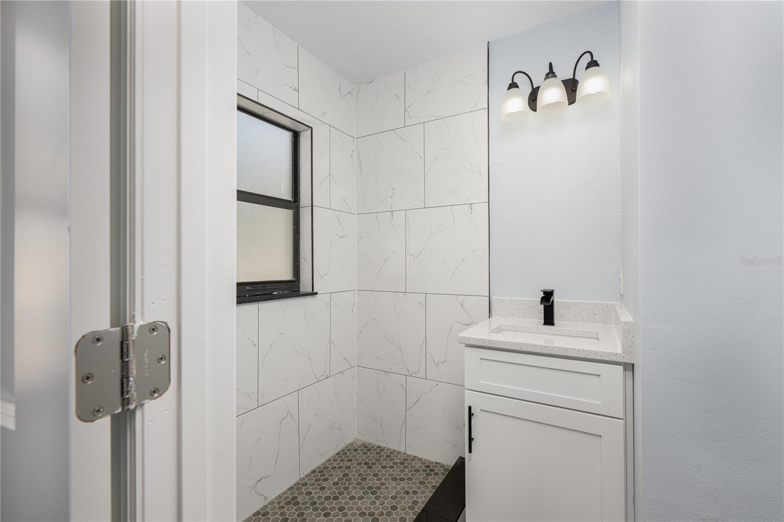 FRUITLAND PARK ZEPHYR LAKE ESTATES - Residential