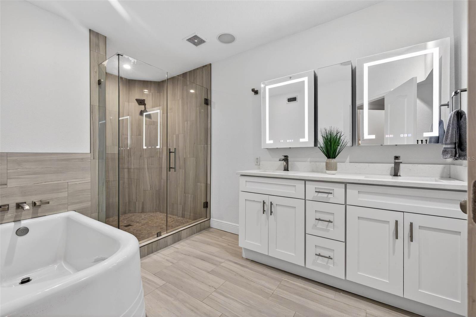 NORTH SHORE LANDINGS - Residential Lease