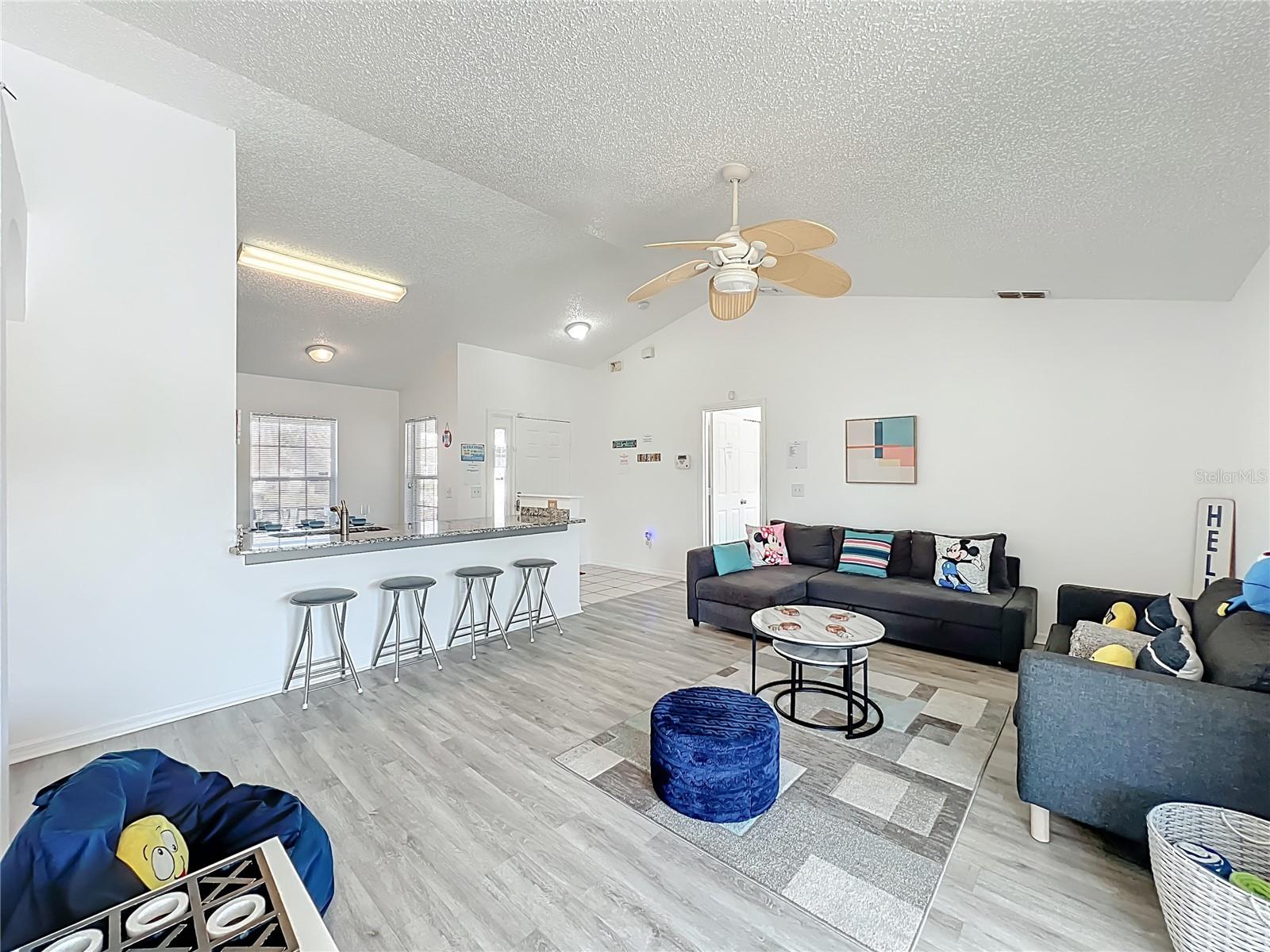 ALLAMANDA GRACE AT CRESCENT LAKES - Residential