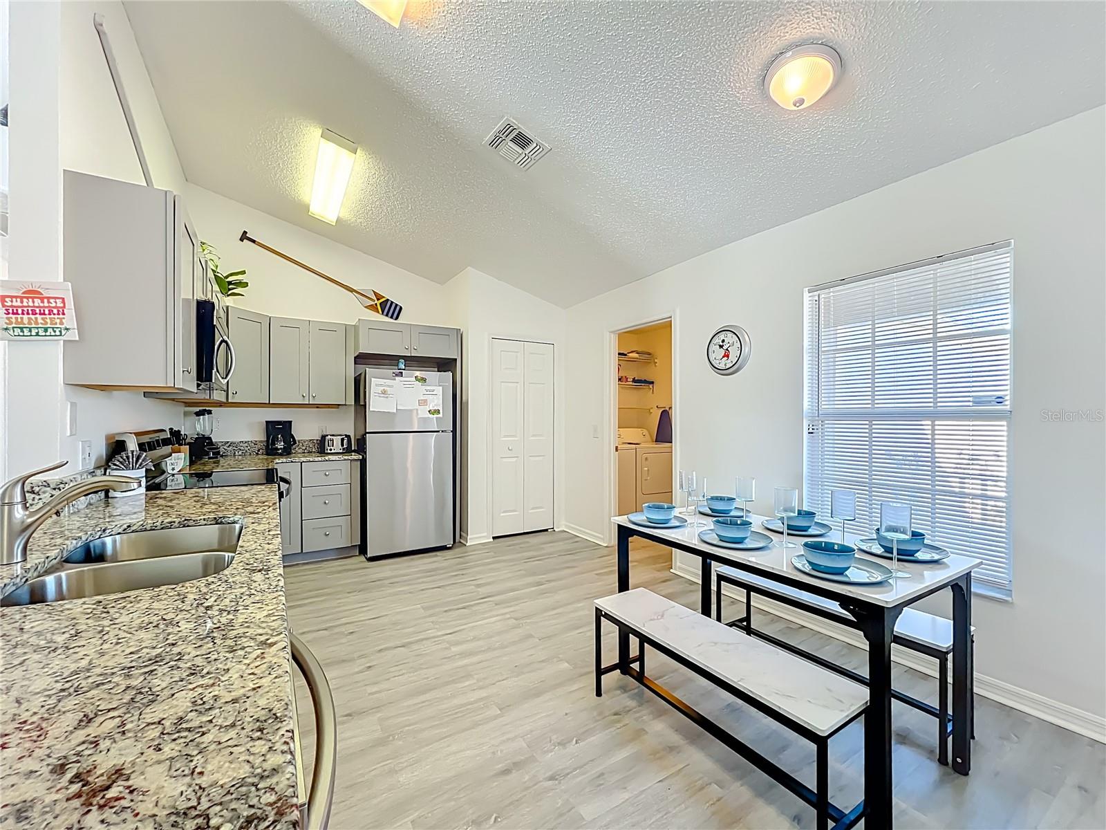 ALLAMANDA GRACE AT CRESCENT LAKES - Residential