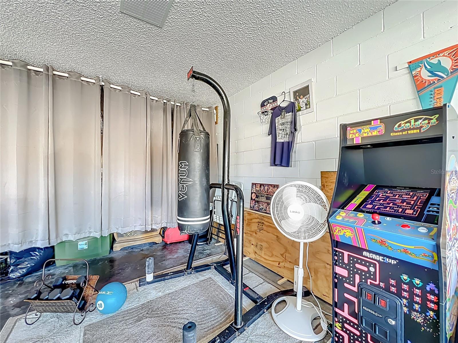 ALLAMANDA GRACE AT CRESCENT LAKES - Residential