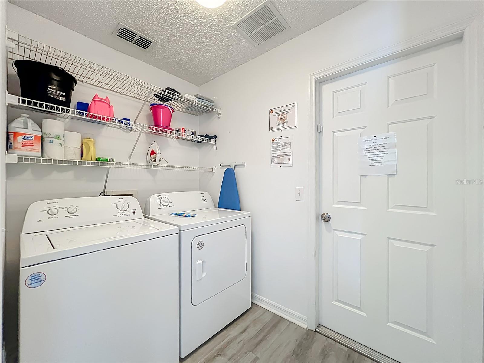 ALLAMANDA GRACE AT CRESCENT LAKES - Residential