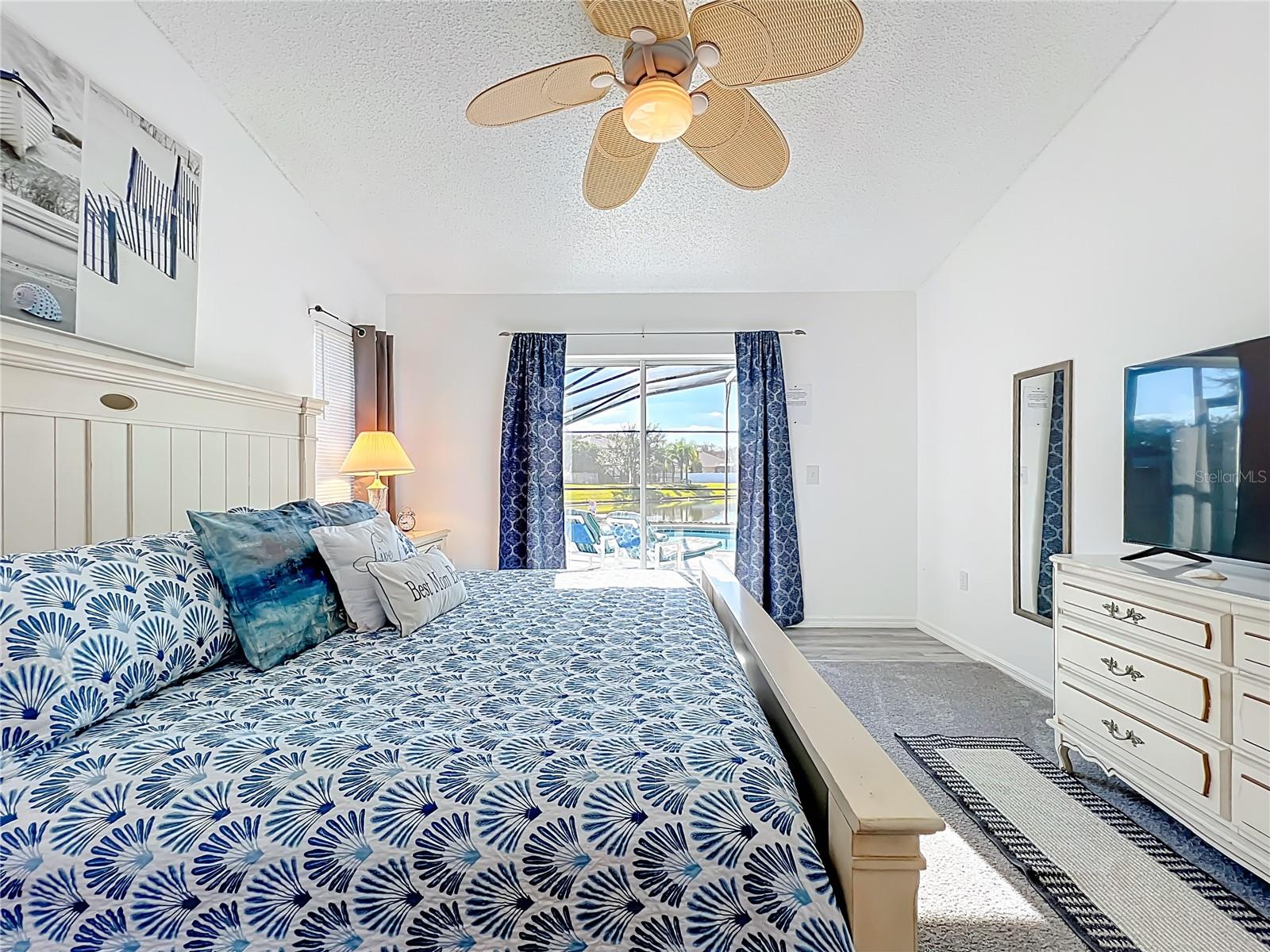 ALLAMANDA GRACE AT CRESCENT LAKES - Residential