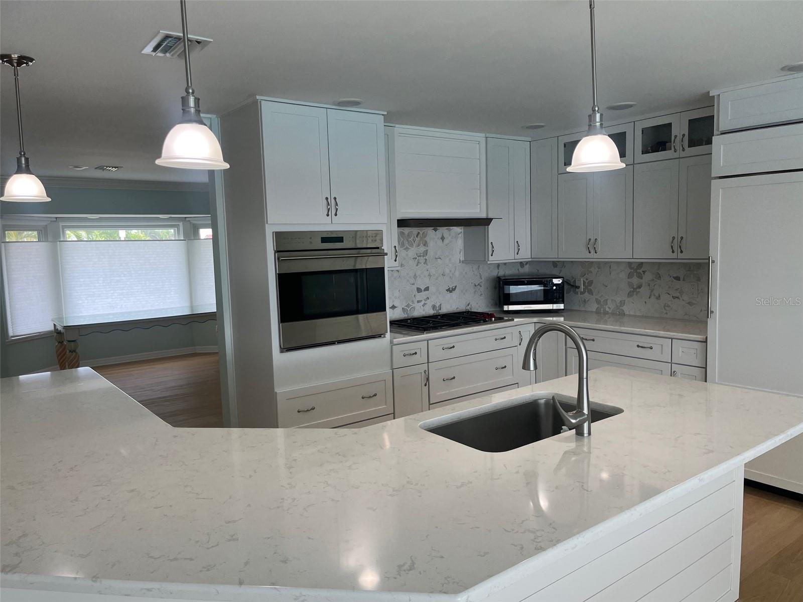 THREE PALMS POINT - Residential Lease