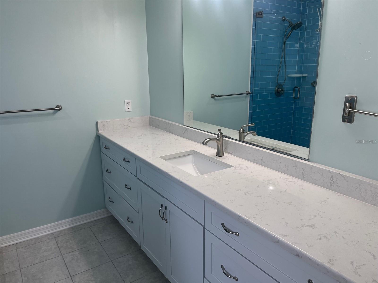 THREE PALMS POINT - Residential Lease