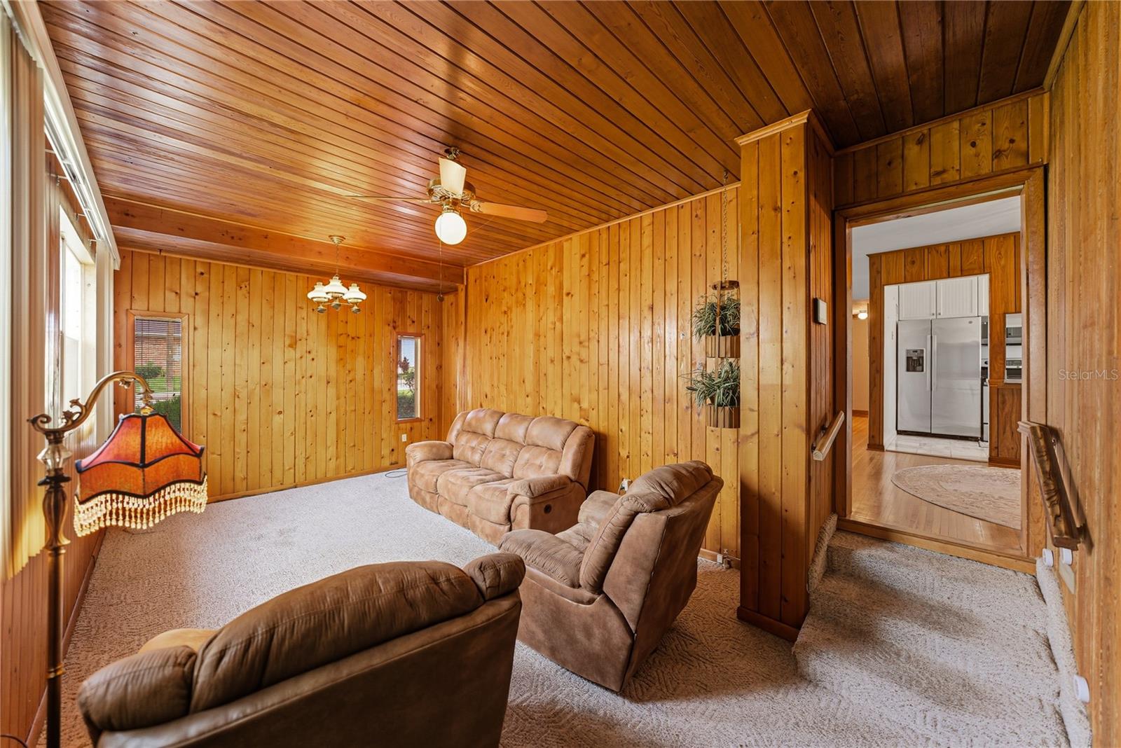 GLENDALE MANOR - Residential