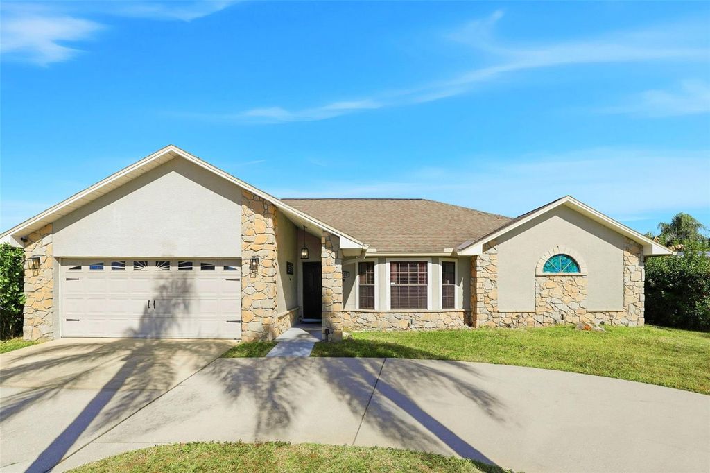 Photo of 2350 Sweetwater Boulevard, Saint Cloud, FL 34772 (MLS # S5142269)