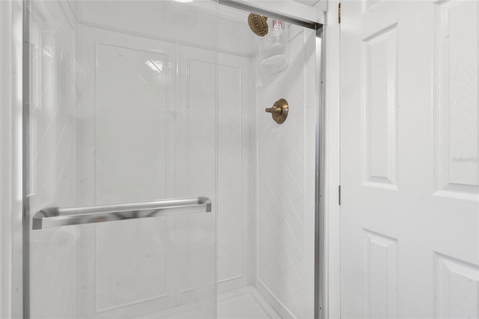 HOLIDAY MOB ESTATE 3RD ADD - Residential