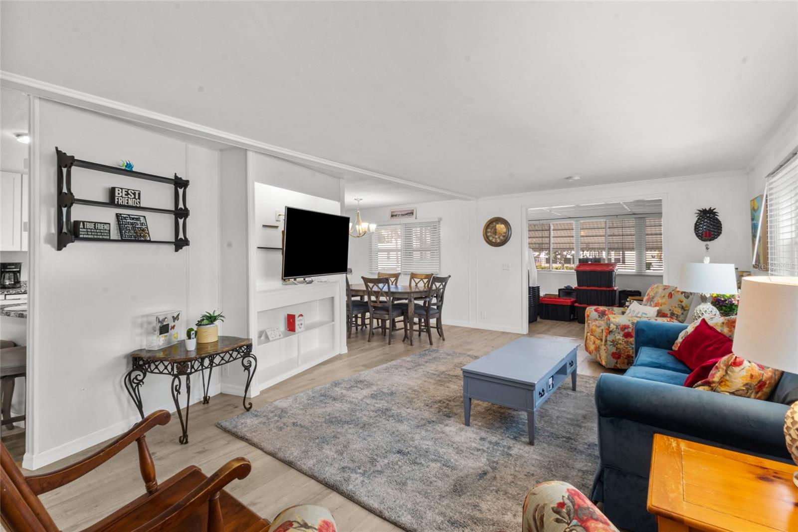 HOLIDAY MOB ESTATE 3RD ADD - Residential