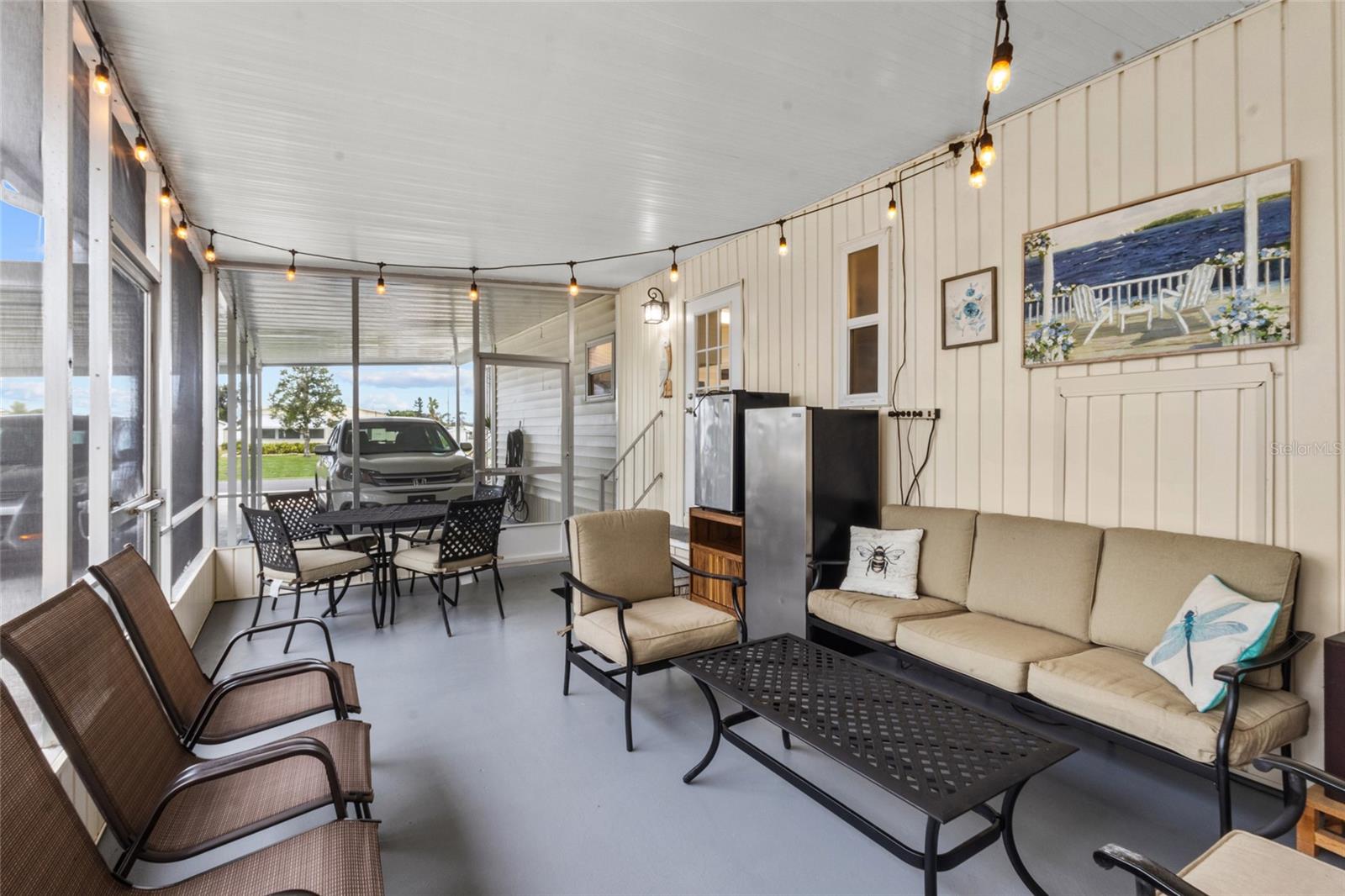 HOLIDAY MOB ESTATE 3RD ADD - Residential