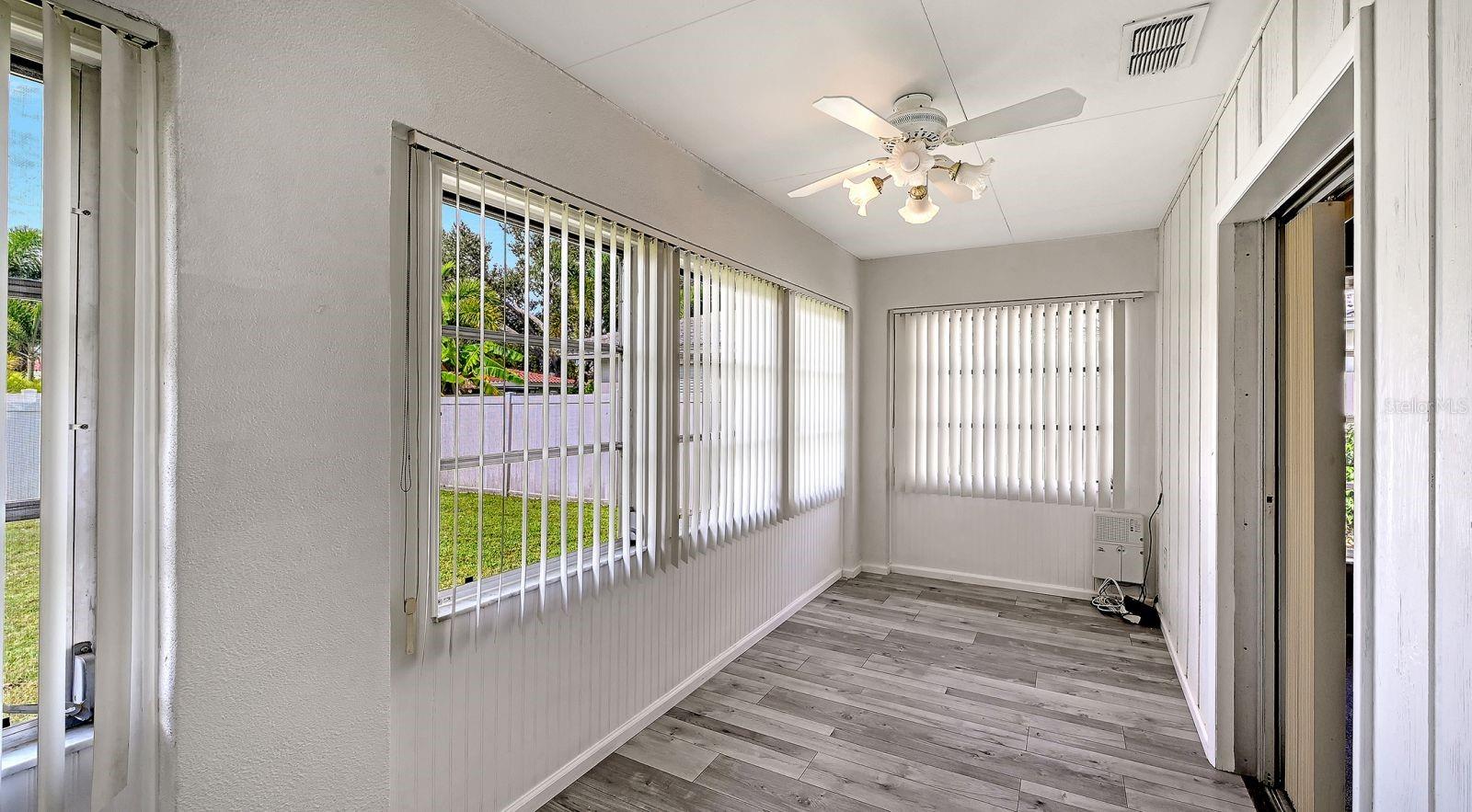 GULF GATE WOODS - Residential